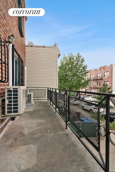 Building Photo - 31-31 42nd St