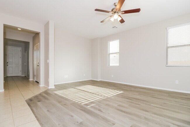 Building Photo - 9111 S 258th Ln