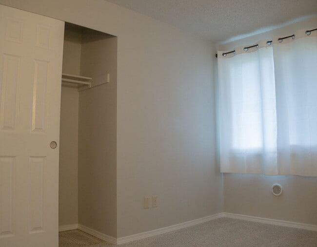 Building Photo - A Charming 3-Bedroom Rambler!