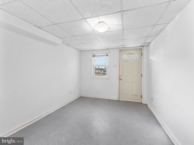 Building Photo - 3321 Fairdale Rd