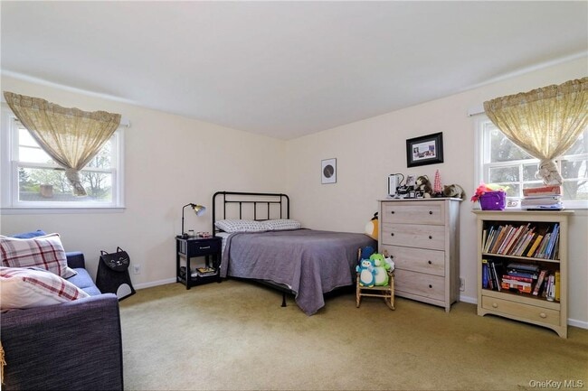 Building Photo - 38 Shadow Ln