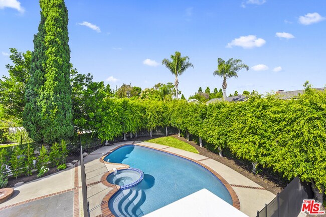 Building Photo - 15151 Marne Cir