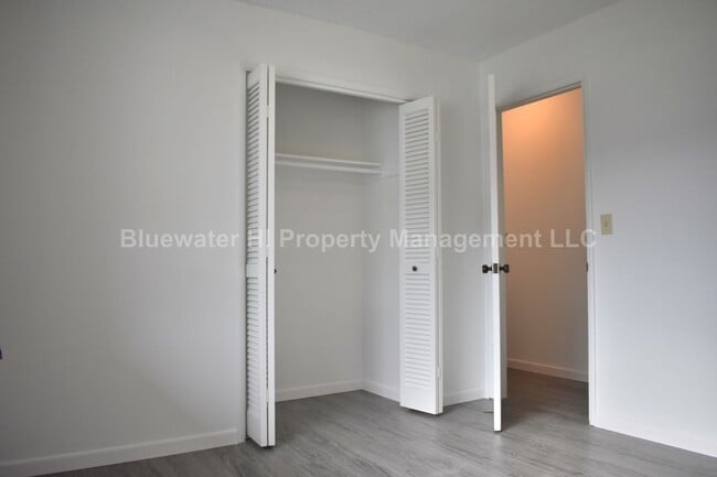 Building Photo - Enchanted Lake, Kailua 3 bedroom, 2 bath single level home.