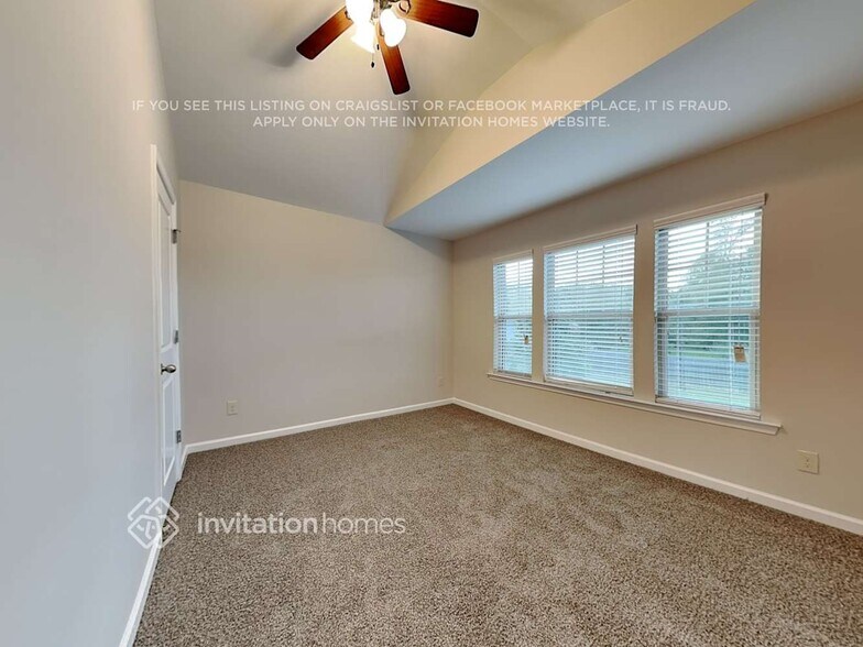 Building Photo - 352 Hardy Ives Ln