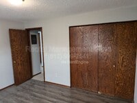 Building Photo - 3841 N Thomas Ave