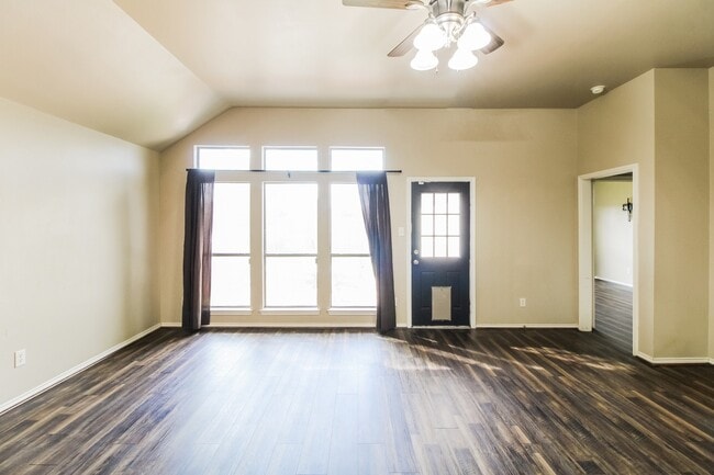 Building Photo - 867 Sierra Brook Ln