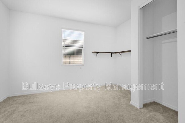 Building Photo - 6145 S Adelle