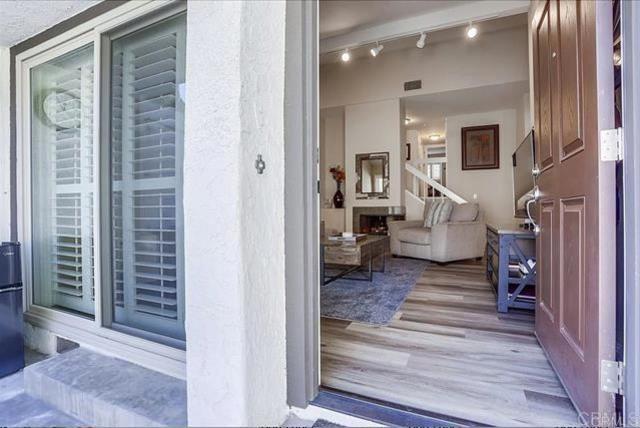 Building Photo - 7412 Caminito Carlotta