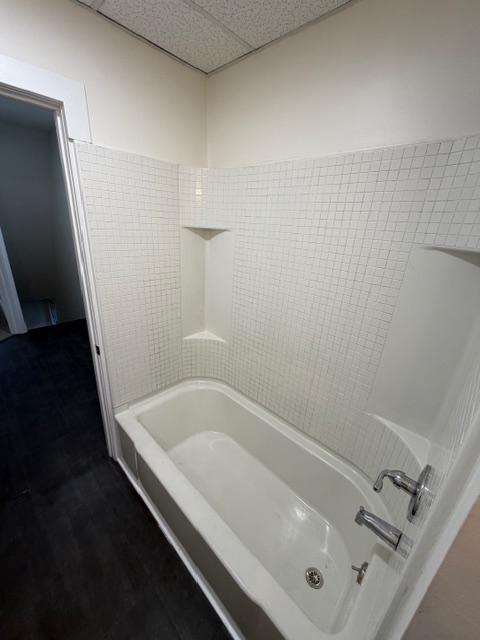 Building Photo - 1620 6th Ave