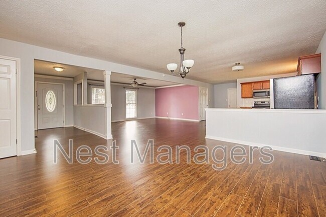 Building Photo - 7059 Darnell St