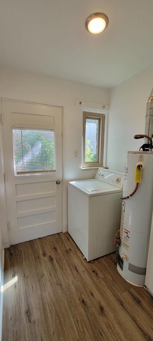 5202 Marquette Ave. NE 5202 Marquette Ave. NE Albuquerque NM 87108