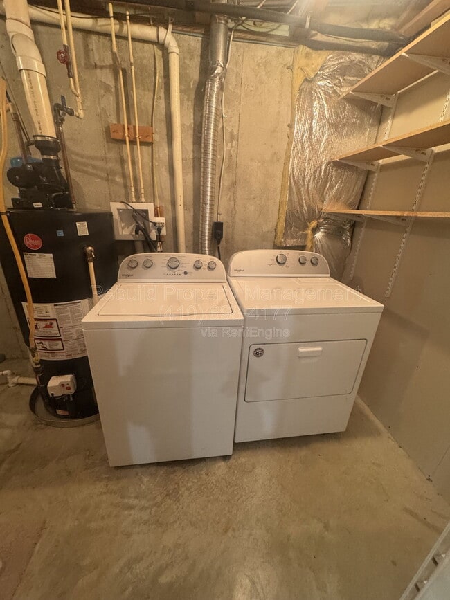 Building Photo - 54 Royalty Cir