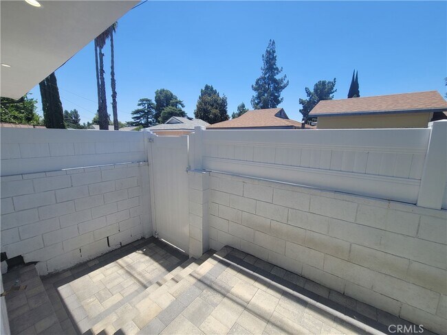 Building Photo - 16840 Los Alimos St