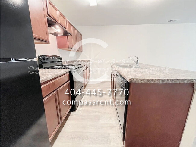 Building Photo - 2086 Belmont Cir NE