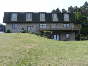 Building Photo - 8665 Worden Rd