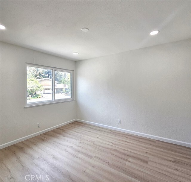 Building Photo - 289 S Solomon Dr