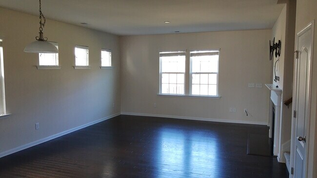 Living Room - 1024 Easley St