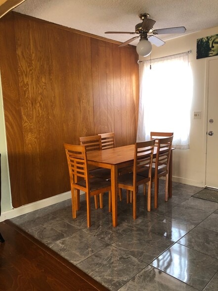 Dining Room - 4111 Wade St