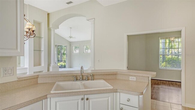 Building Photo - 6715 Pebble Beach Way