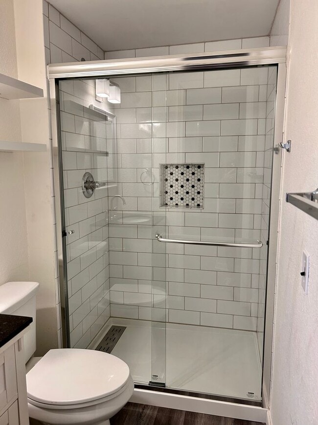 Building Photo - Remodeled Home In Patrick Henry/Edison School District!