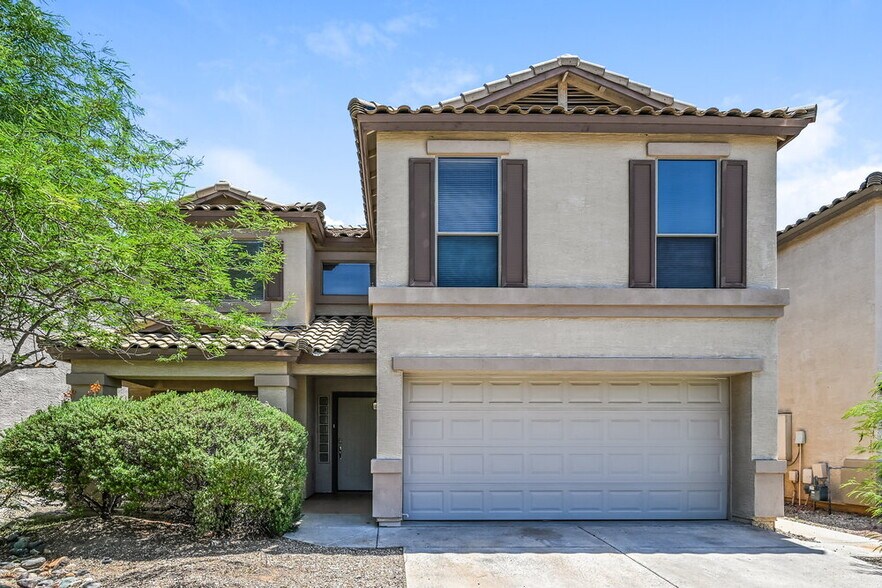 Primary Photo - 2519 W Blue Sky Dr