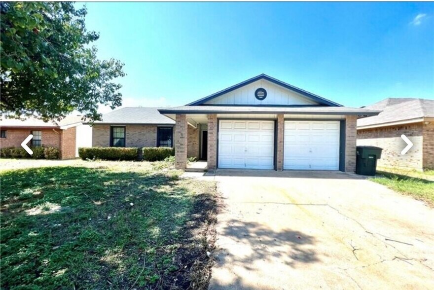Primary Photo - 1712 Ridgeway