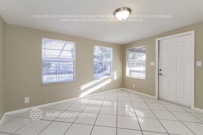 Building Photo - 3309 Seffner Dr