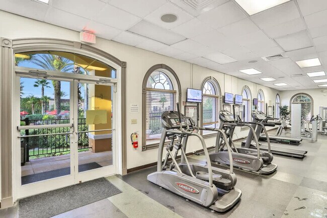 Building Photo - 1042 Calabria Ave