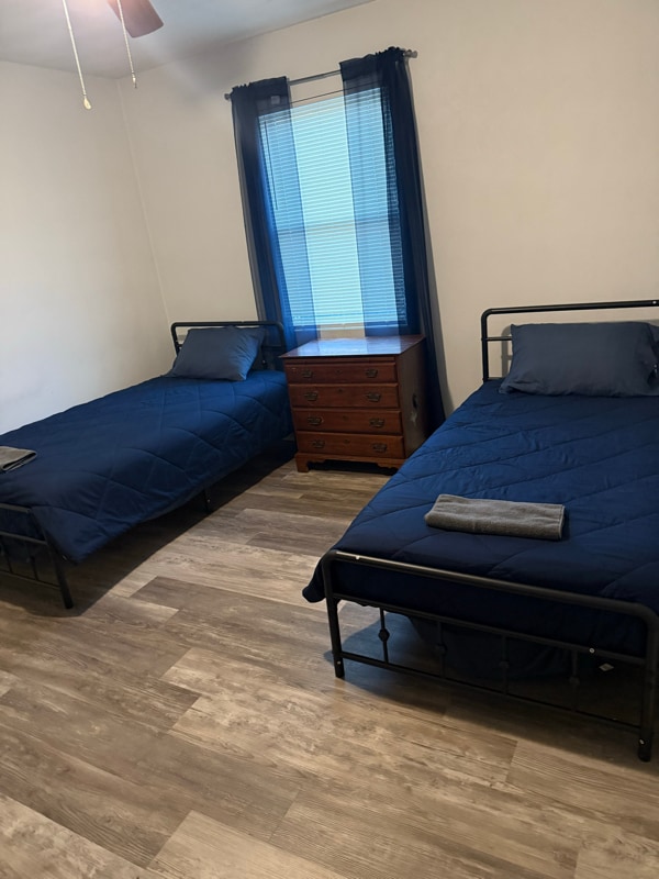 Building Photo - 220 Avondale Rd