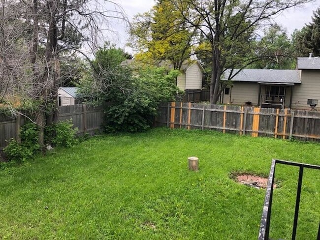 Building Photo - Single Family Home For Rent!