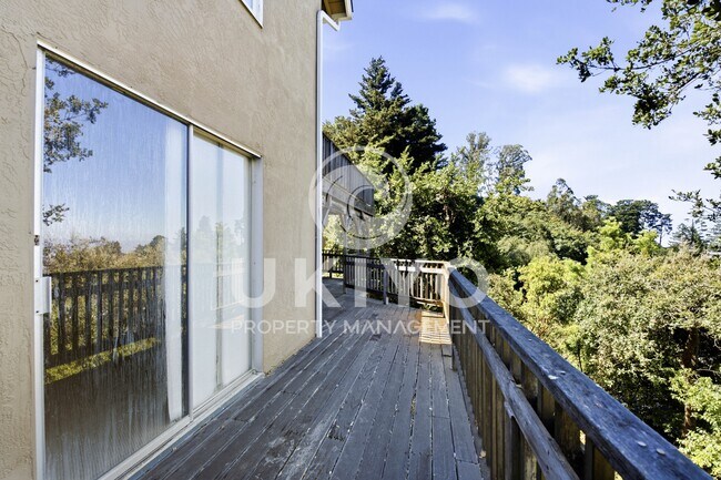 Building Photo - 6809 Colton Blvd