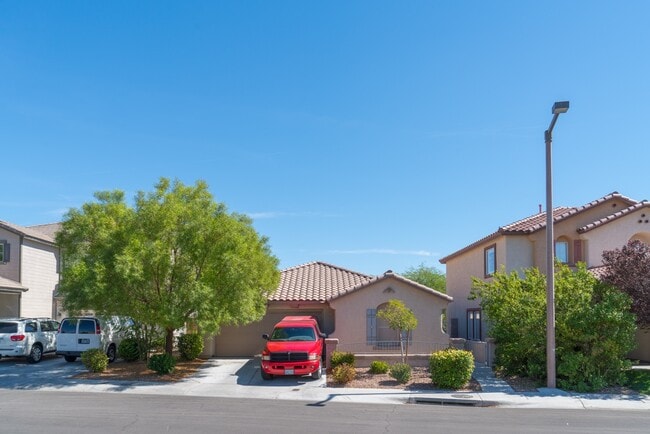 Building Photo - 504 Lacabana Beach Drive