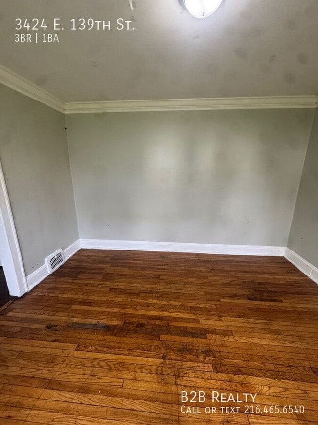 Building Photo - 3424 E 139th St