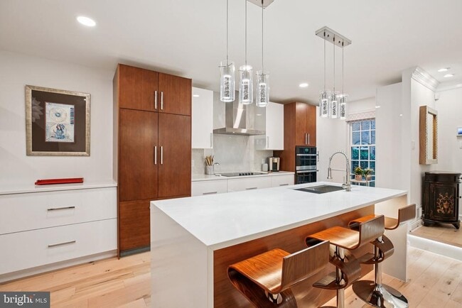 Building Photo - 4353 Westover Pl NW