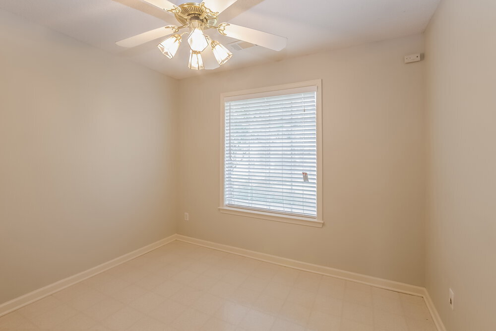 Building Photo - 5041 Thornebrook Cove