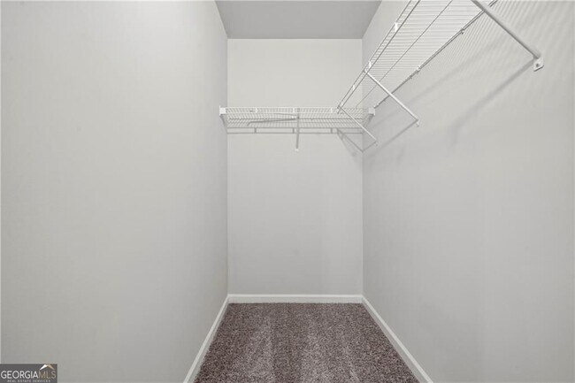 Building Photo - 424 Whitetail Cir