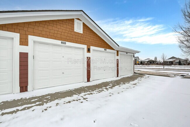 Building Photo - 2514 Owens Ave