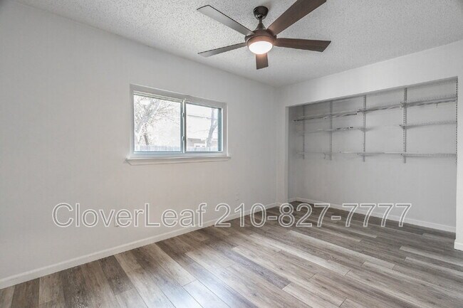 Building Photo - 15410 Wood Sorrel