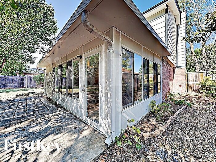 Building Photo - 7505 Evergreen Dr