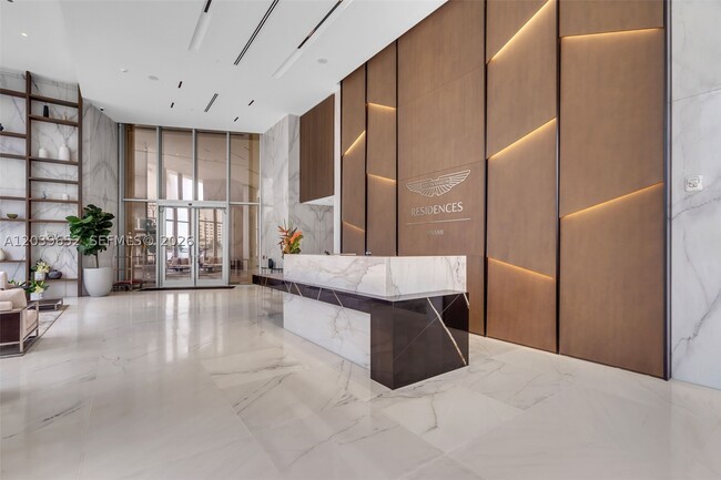 Building Photo - 300 Biscayne Blvd
