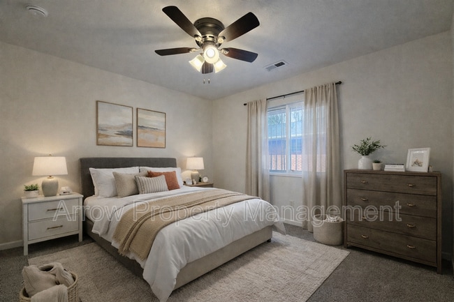 Building Photo - 2000 Washington St