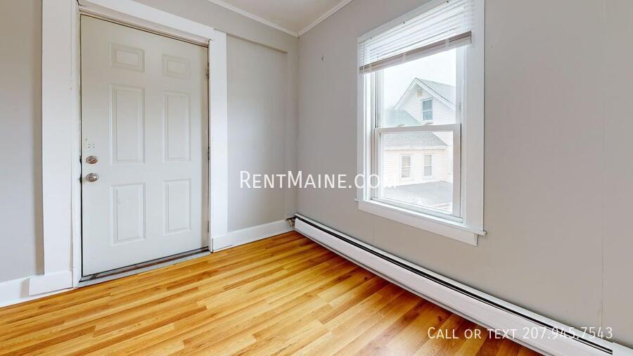 Building Photo - 124 York St