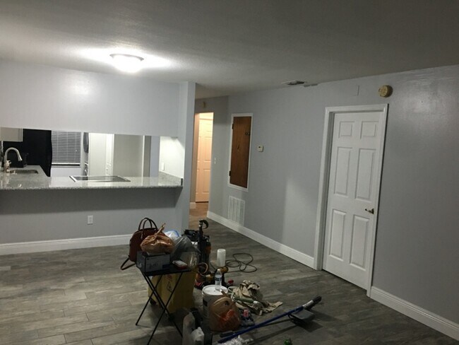 Building Photo - 2016 Trinidad Ct