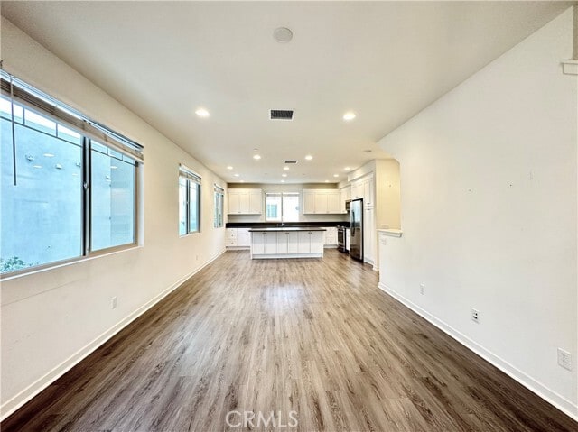 Building Photo - 147 Episode