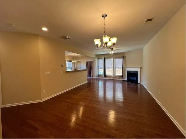 Building Photo - 4160 Madison Bridge Dr