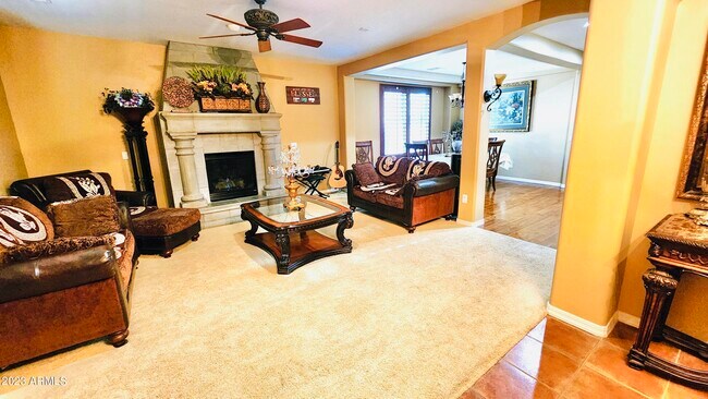 Building Photo - 3094 S Ashley Dr