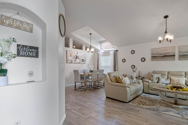Building Photo - 15730 Bay Vista Dr
