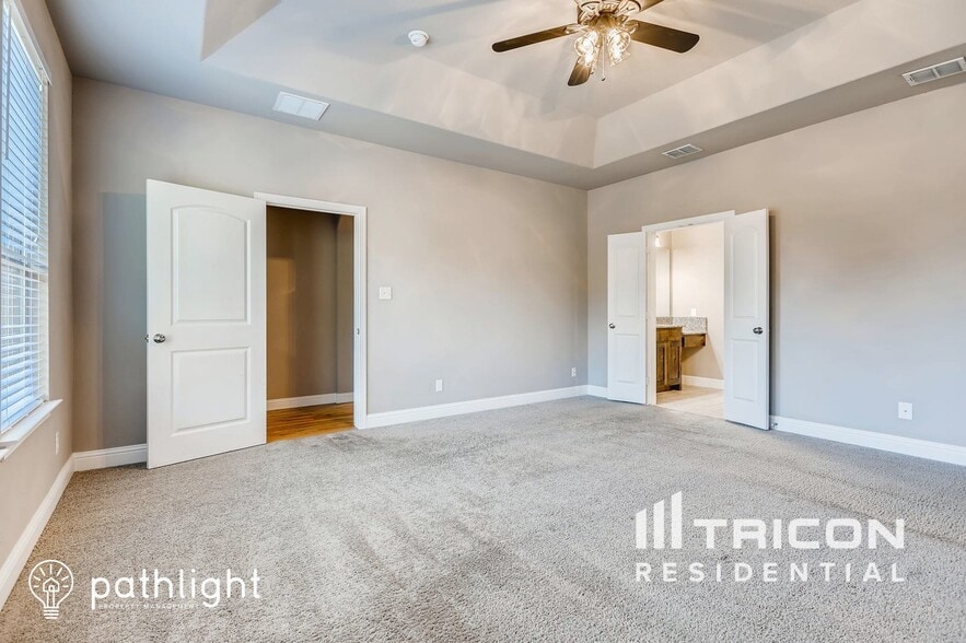 Building Photo - 5301 Runnymede Ct