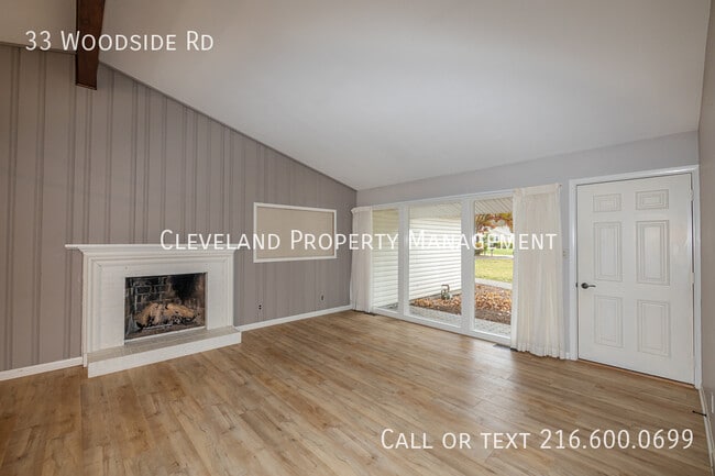 Building Photo - 33 Woodside Rd