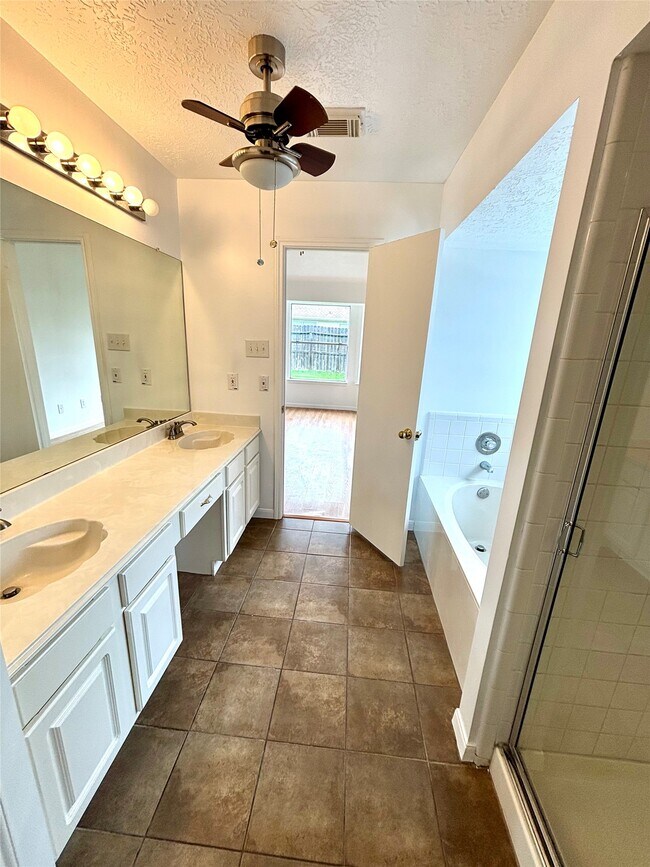 Building Photo - 2118 Westminister Rd